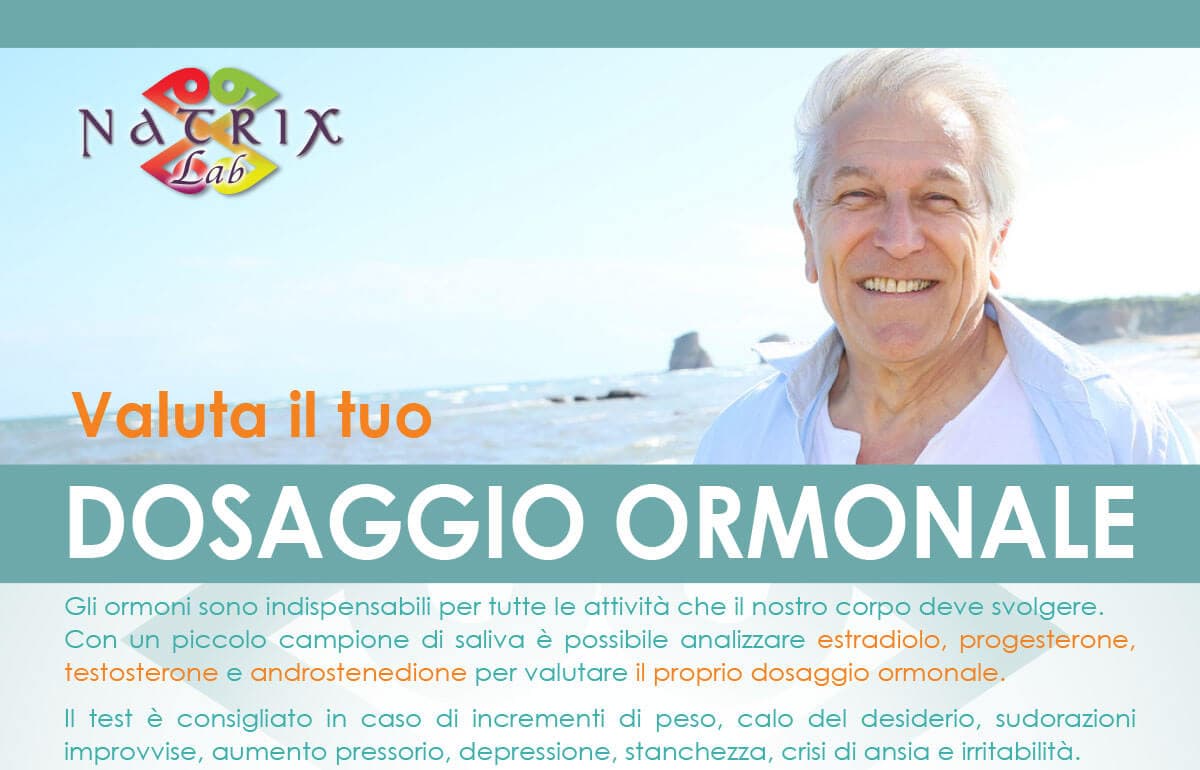 Locandina Natrix Lab con un uomo anziano sorridente al mare e il testo «Valuta il tuo DOSAGGIO ORMONALE».
